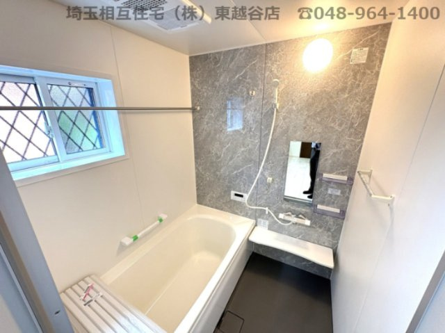 当社施工作品例　施工作品例につき実物とは異なります