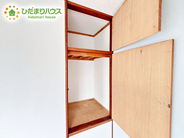 収納があれば物を整理整頓しやすく、部屋が常にすっきりとした状態を保てます。