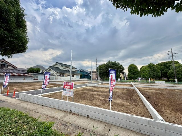 ■E区画　■自由設計で理想の住まいを実現できる注文住宅用地！　■現地と合わせて当社施工現場のご見学も可能です！