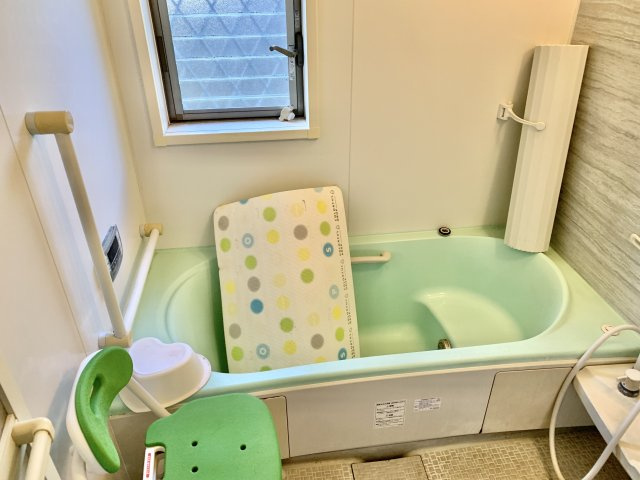 日々の疲れを癒すお風呂付です