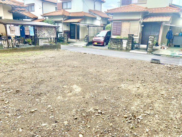 平坦な整形地です