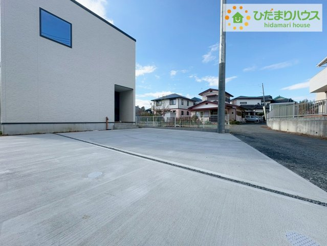 マイホームなら駐車場代がかかりません。しかも、自宅の駐車場で洗車ができます！今までコイン洗車に行っていた手間も省けて、節約にもつながります(^^♪