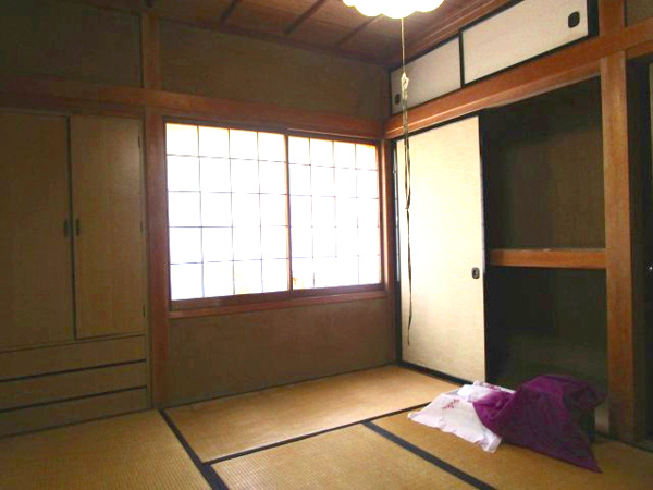 【高山市三福寺町の中古戸建ての和室】