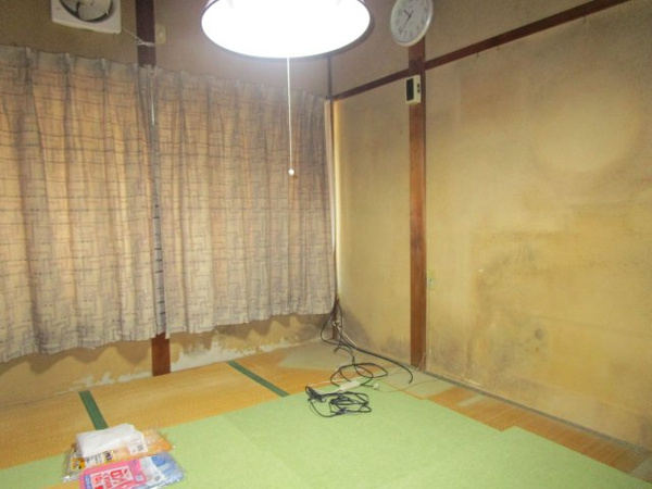 【高山市三福寺町の中古戸建ての和室】