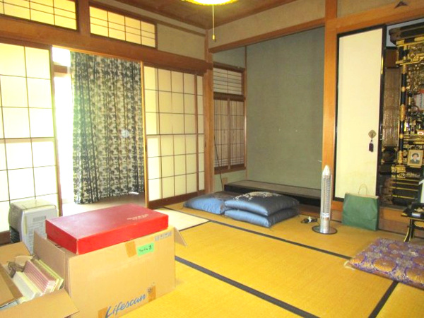 【高山市三福寺町の中古戸建ての和室】
