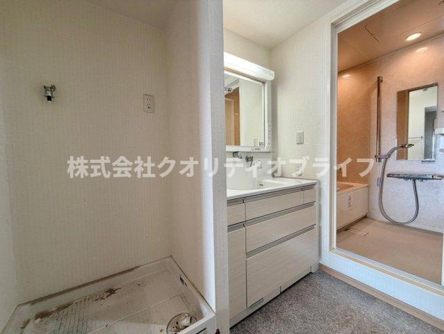 室内洗濯機置き場で雨の日でも安心