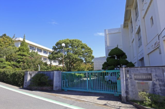 香芝市立香芝小学校　現地写真