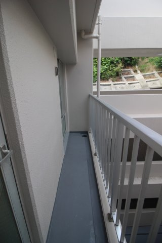 キッチン横にはサービスバルコニーもあります