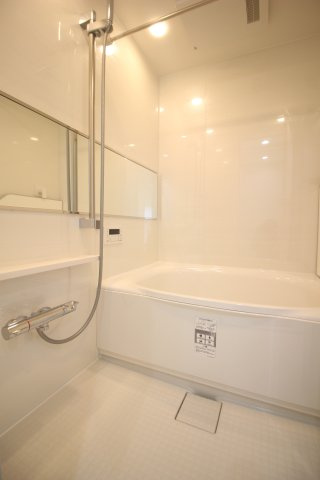 浴室乾燥機付きの快適お風呂。カビ対策にも役立ちます