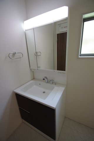 同仕様写真（内観）