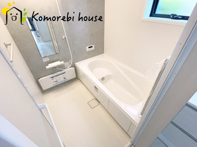 落ち着いた空間のお風呂です