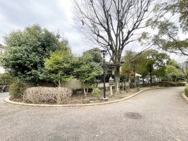 北側からの現地外観です。