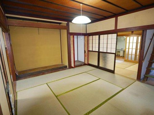1階和室8畳