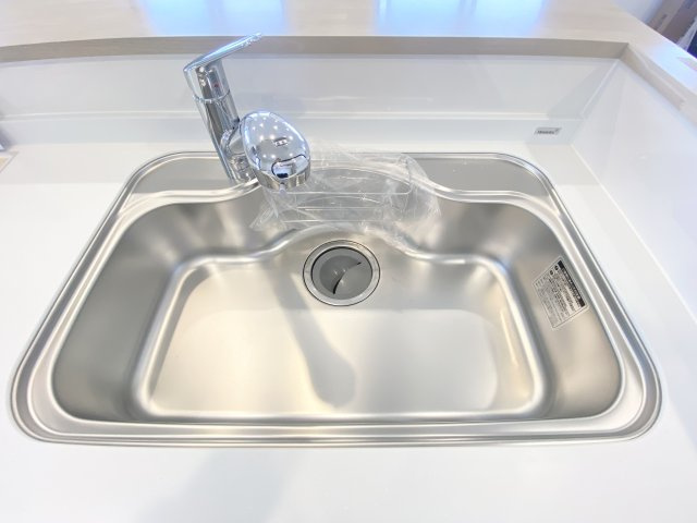 広々キッチンで浄水器も付いているので、飲料水としてもご利用いただけます♪