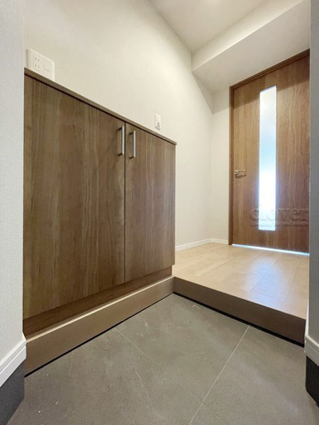 シャンボール南高円寺の玄関