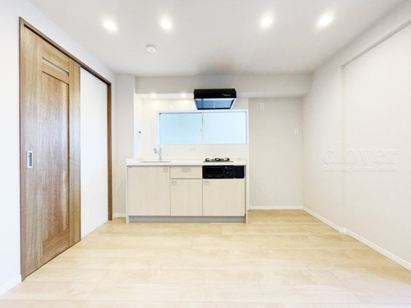 シャンボール南高円寺のリビングダイニング