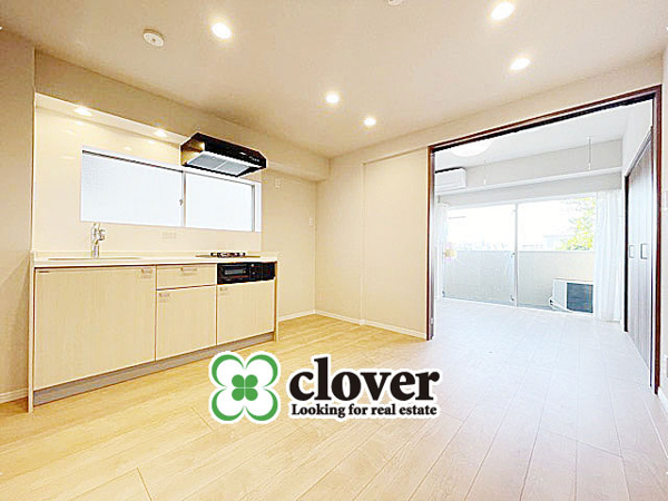 シャンボール南高円寺の居間