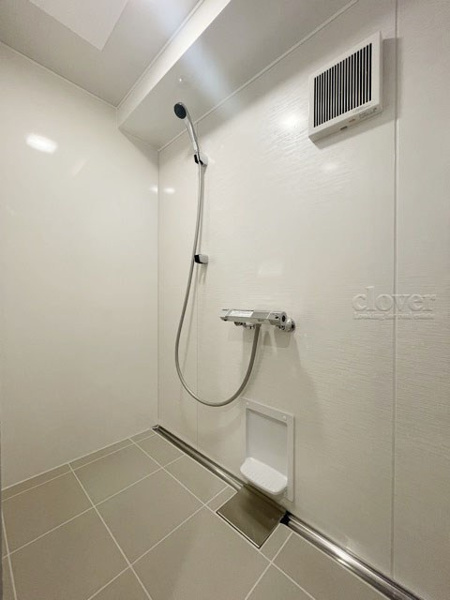 シャンボール南高円寺の浴室