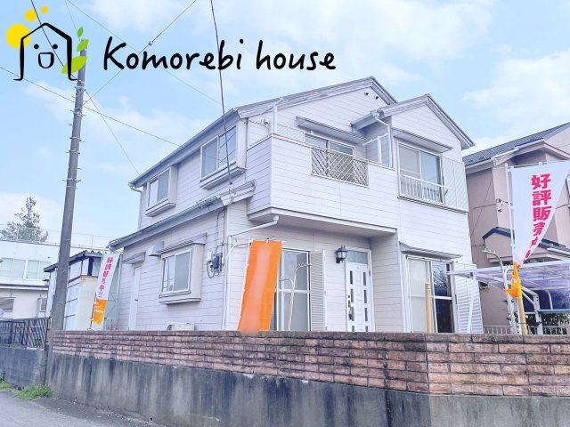 落ち着いた雰囲気の外観です