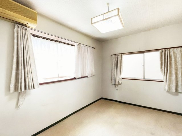 ※物件写真は一部、AIによる画像処理を行っており家具や備品が削除されております。現況とは異なることをご承知ください。