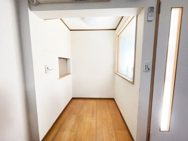 ※物件写真は一部、AIによる画像処理を行っており家具や備品が削除されております。現況とは異なることをご承知ください。