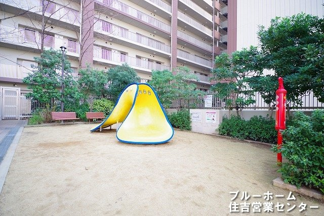 敷地内にある広場です！