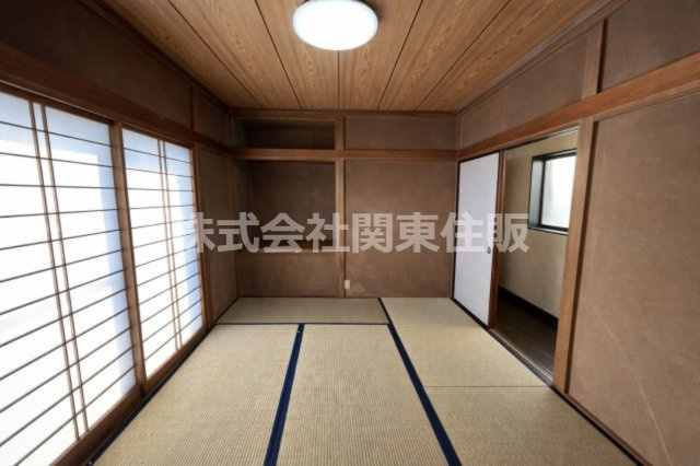 2階6畳和室　和室があると落ち着いた雰囲気になりますね　※一部CG加工されております