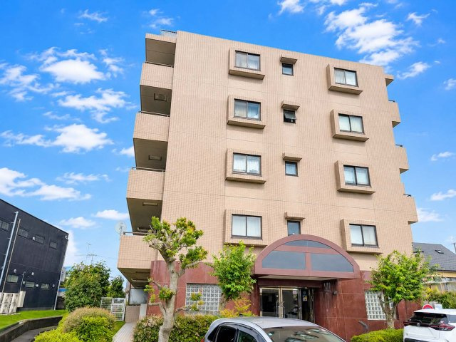 外観/西武池袋線「武蔵藤沢駅」徒歩約7分の立地のマンションです！