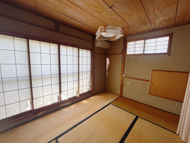 ■2階和室｜和室があると、まるで旅館に泊まりに来たような空間ができて心が安らぎます。
