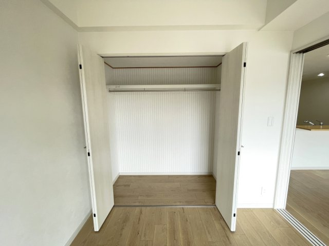 各居室に収納がついており、家族で使い分けしやすくなっています。