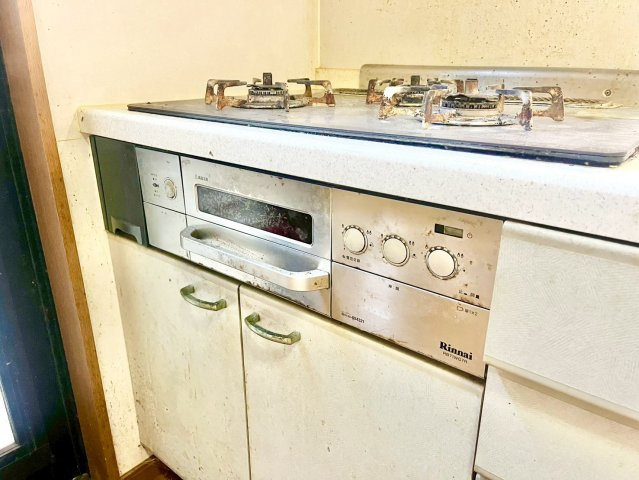コンロにはグリル付き♪