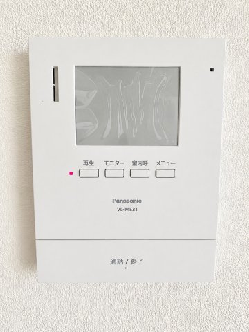 TVモニター付きインターホン♪録画機能が付いているので留守中も安心です♪