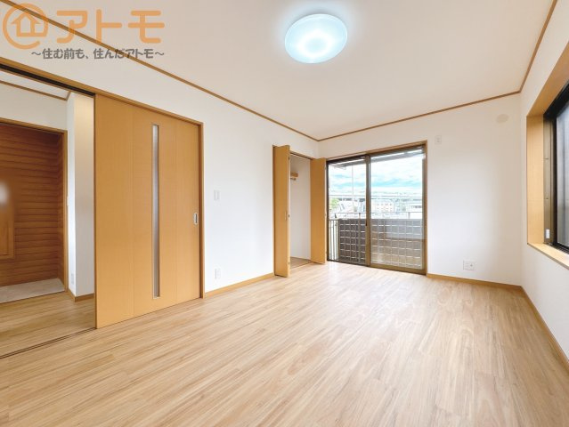 お子様のお友達が遊びに来た時も、子供部屋があると楽しく過ごせますね♪