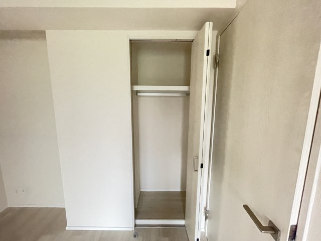 各居室に収納がついており、家族で使い分けしやすくなっています。　