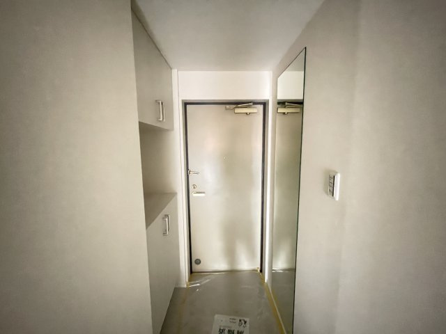 大容量シューズボックスは、家族全員分の靴を収納して、スッキリとした玄関に。　