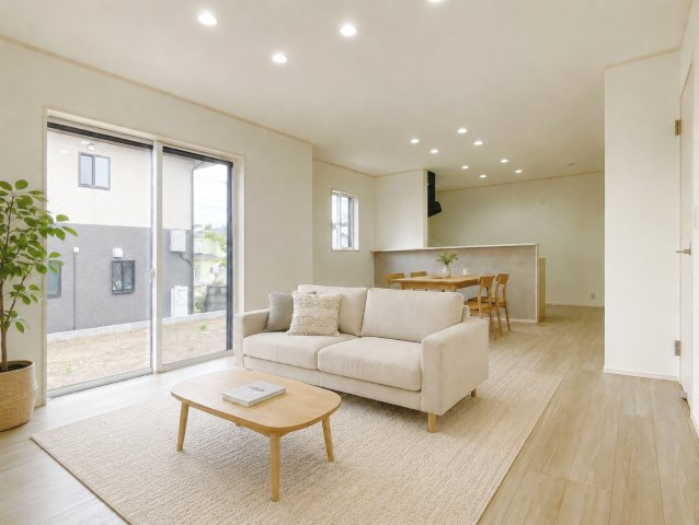 藤井上組（全12区画）9号棟:開口部となる窓には断熱性と省エネ効果に優れた複層ガラスが採用されており夏も冬も快適です。CGで合成したもので実際の物件には家具は配置されておりません。　
