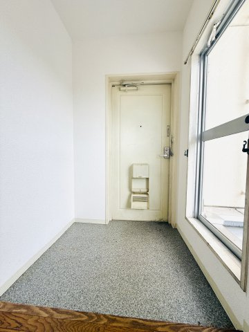 東側玄関