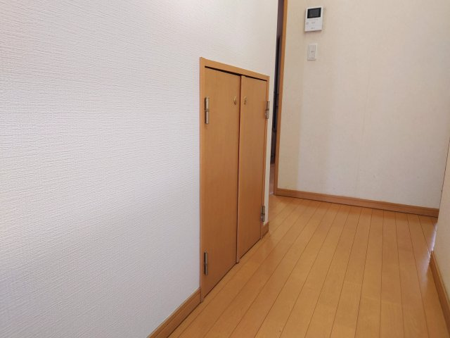 収納スペースが多いのですっきり見えますね！