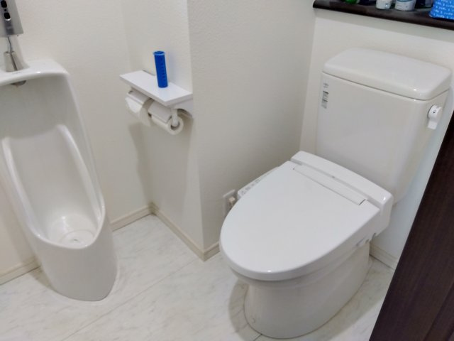 トイレが各階にあります。忙しい朝や、ファミリー世帯は助かりますね。