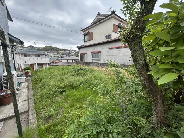 現況有姿形引き渡しです。