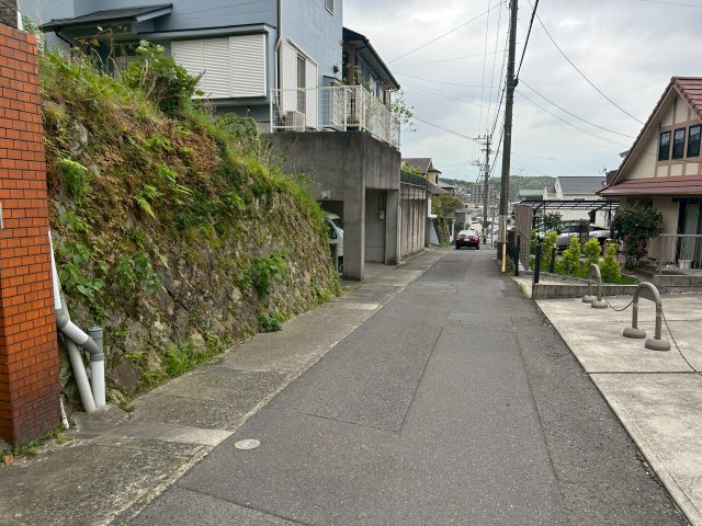 シャイニータウン草牟田まで約100ｍ
