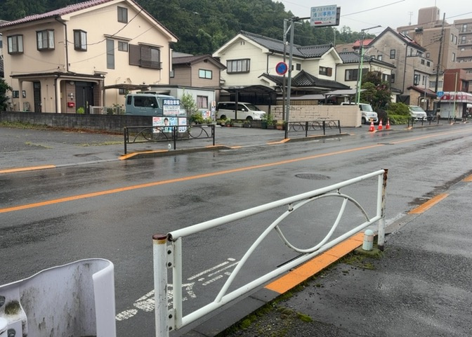 物件の詳細については、現地を見てわかること以外に、役所や法務局などで調べないとわからないことがあります。そのため、現地に行く場合は、もしこの物件を買ったらどのような生活ができるかをイメージしましょう。