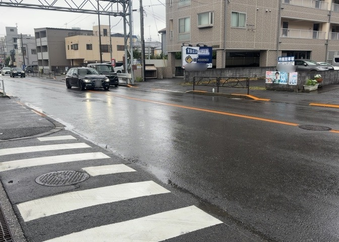 家を建てる前提で土地を探している場合、地盤の丈夫さは譲れない条件の一つです。地盤が脆弱だと追加工事が必要となります。また、過去に地盤沈下や液状化現象を起こした土地は、できるだけ避けた方がいいでしょう。