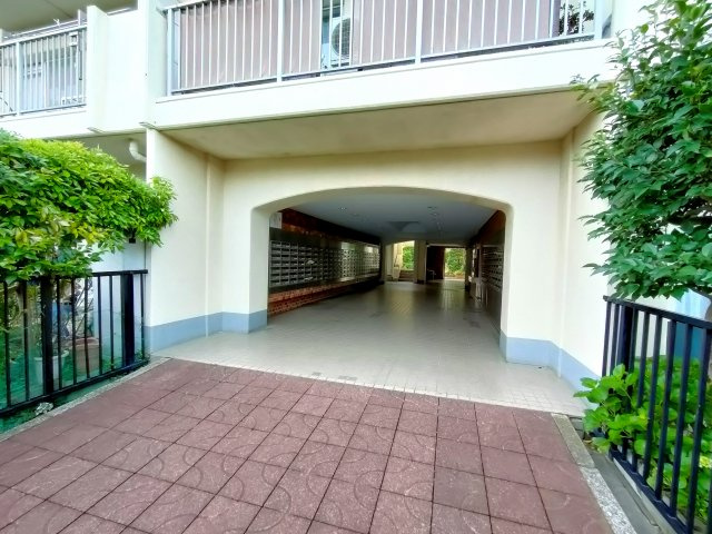 【エントランス】