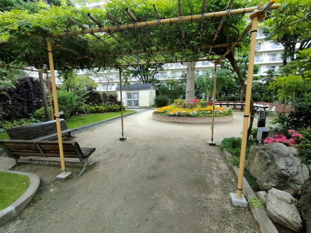【敷地内】