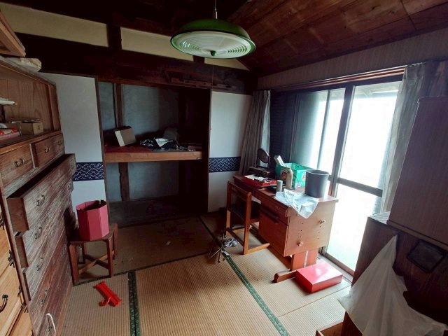 書斎やアトリエに活用できます。
