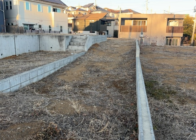土地探しをしていると都市計画区域という言葉を目にすると思います。法律によって、都道府県知事や国土交通大臣が指定するエリアのことを指しており、都市計画区域は市街化区域と市街化調整区域に分けられています。