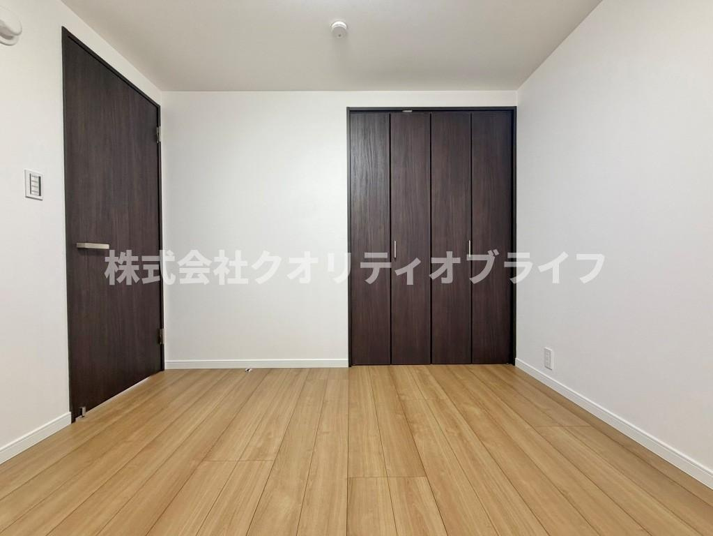 コンセント位置や照明にも配慮されており、お家時間をより豊かで生産的なものに変えてくれます。