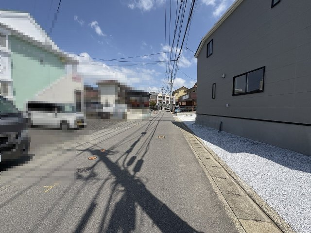 現地写真。前面道路です。