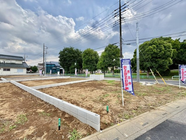 ■C区画　■自由設計で理想の住まいを実現できる注文住宅用地！　■現地と合わせて当社施工現場のご見学も可能です！